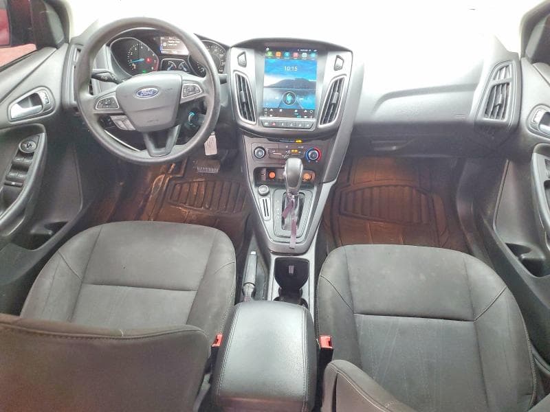 2017 FORD FOCUS SE 8