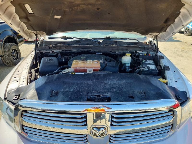 2017 RAM 1500 SLT 11