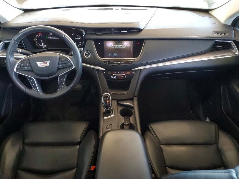 2017 CADILLAC XT5 LUXURY 8