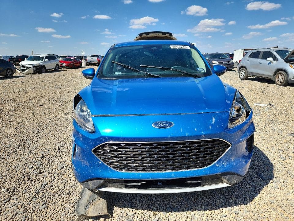 2020 FORD ESCAPE SE 5
