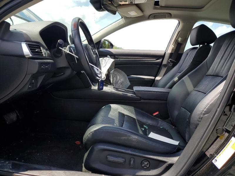 2018 HONDA ACCORD TOURING HYBRID 7