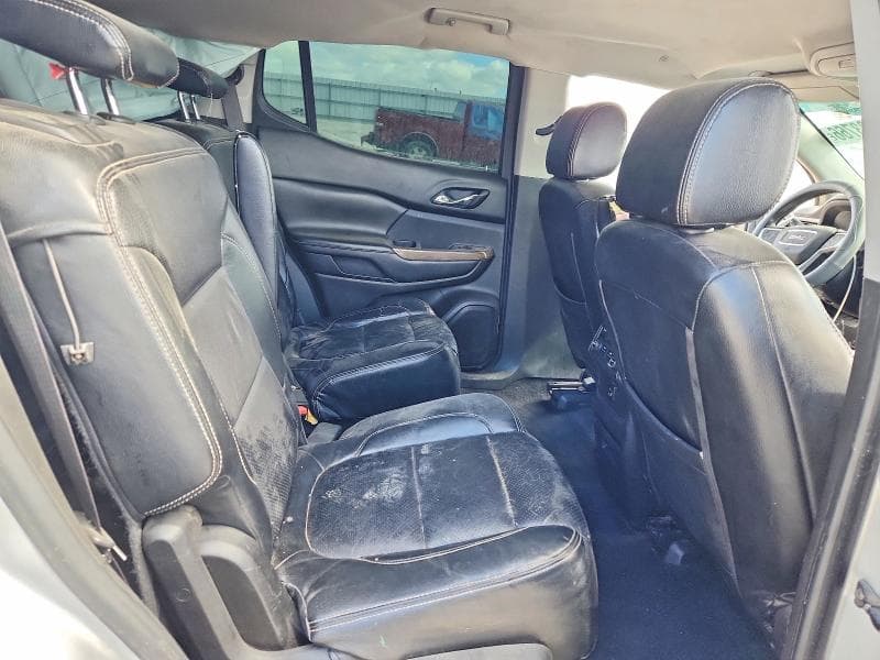 2017 GMC ACADIA SLE 11