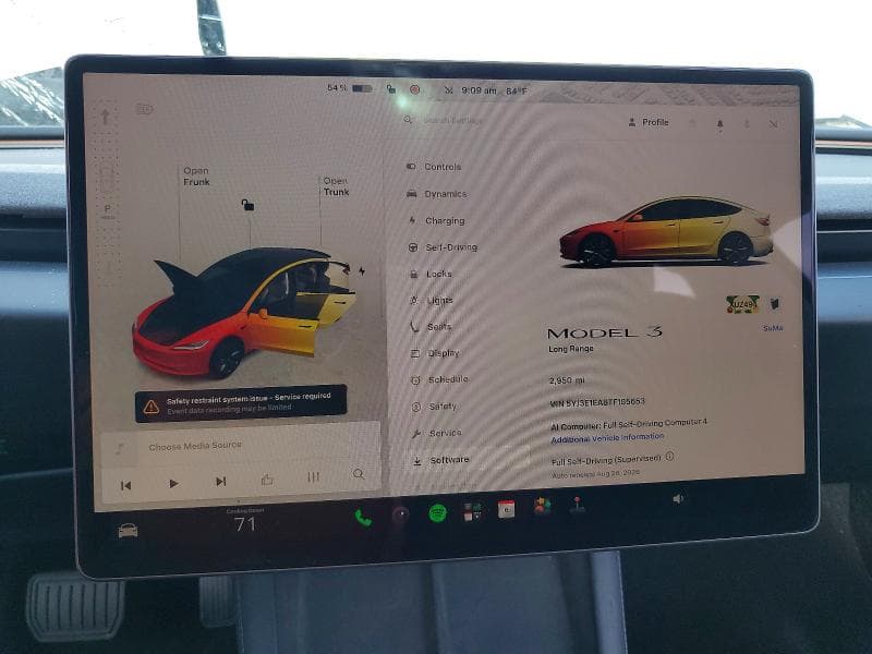 2026 TESLA MODEL 3 9