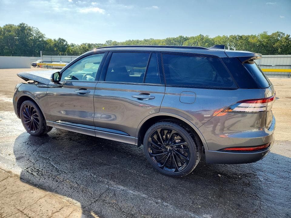 2025 LINCOLN AVIATOR RESERVE 2