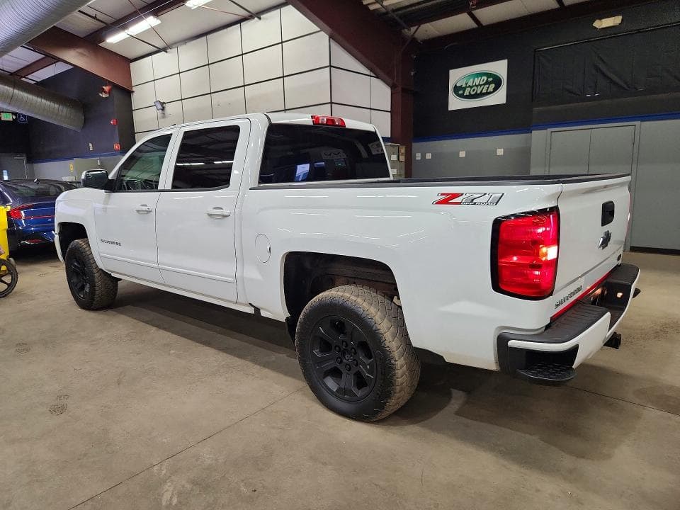 2018 CHEVROLET SILVERADO K1500 LT 2