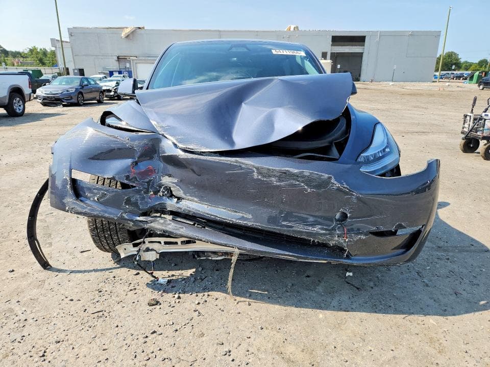 2023 TESLA MODEL Y 5