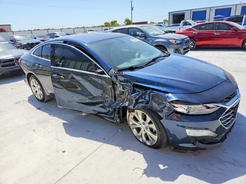 2019 CHEVROLET MALIBU PREMIER 4