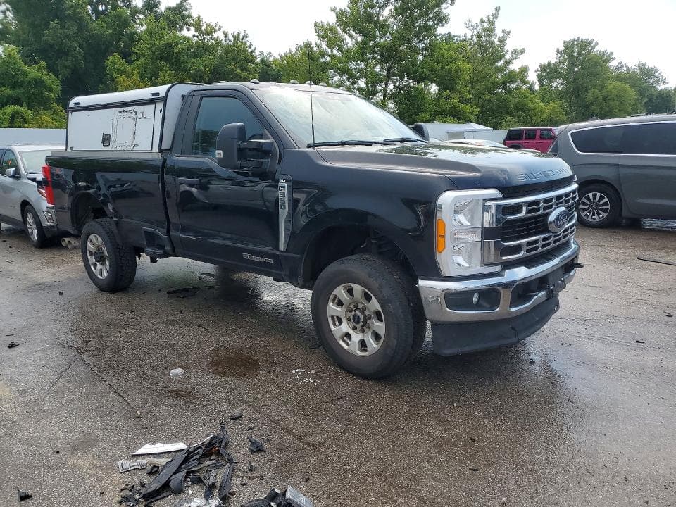 2023 FORD F350 SUPER DUTY 4