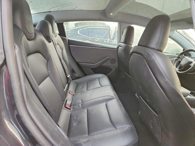 2025 TESLA MODEL 3 10