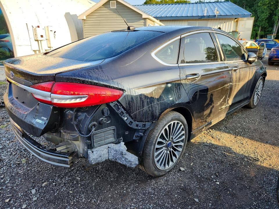 2017 FORD FUSION SE 3