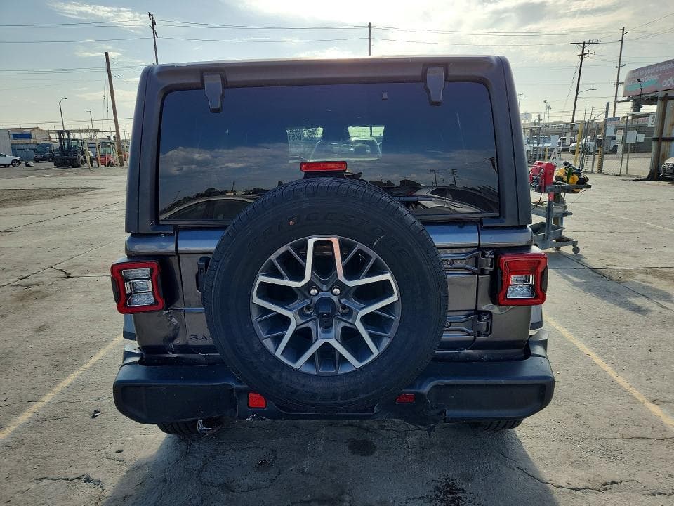 2025 JEEP WRANGLER SAHARA 6