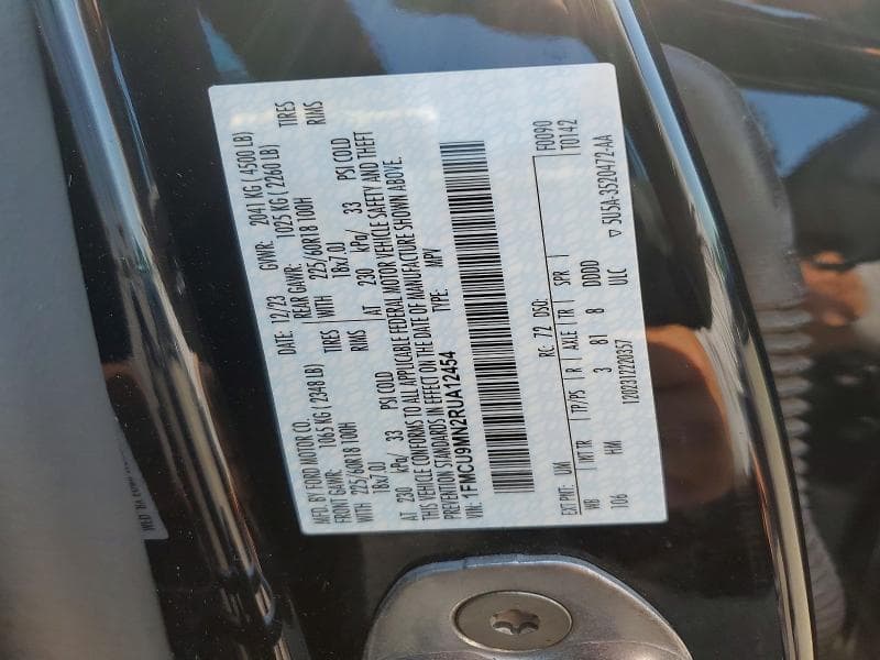 2024 FORD ESCAPE ST LINE 13
