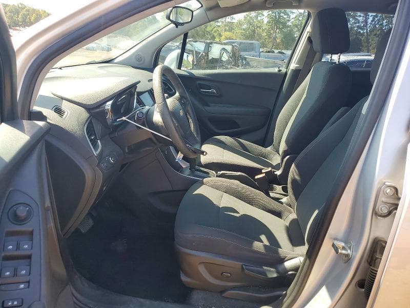 2020 CHEVROLET TRAX LS 7