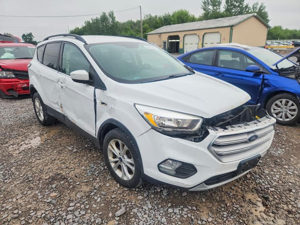 2018 FORD ESCAPE SE 4