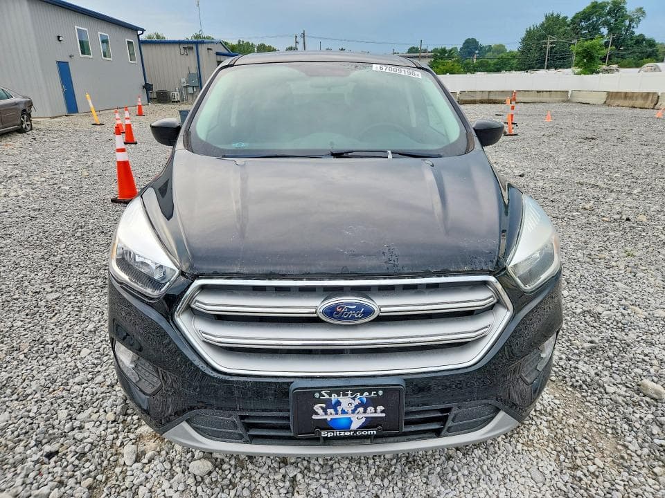 2017 FORD ESCAPE SE 5