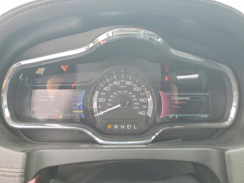 2019 LINCOLN MKT 9