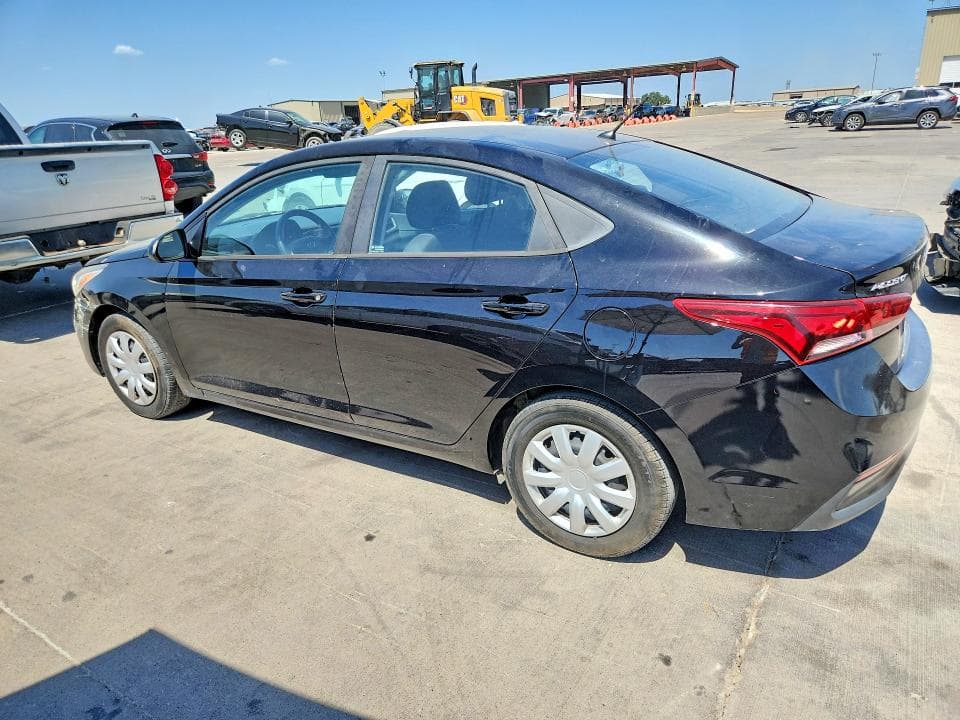 2018 HYUNDAI ACCENT SE 2