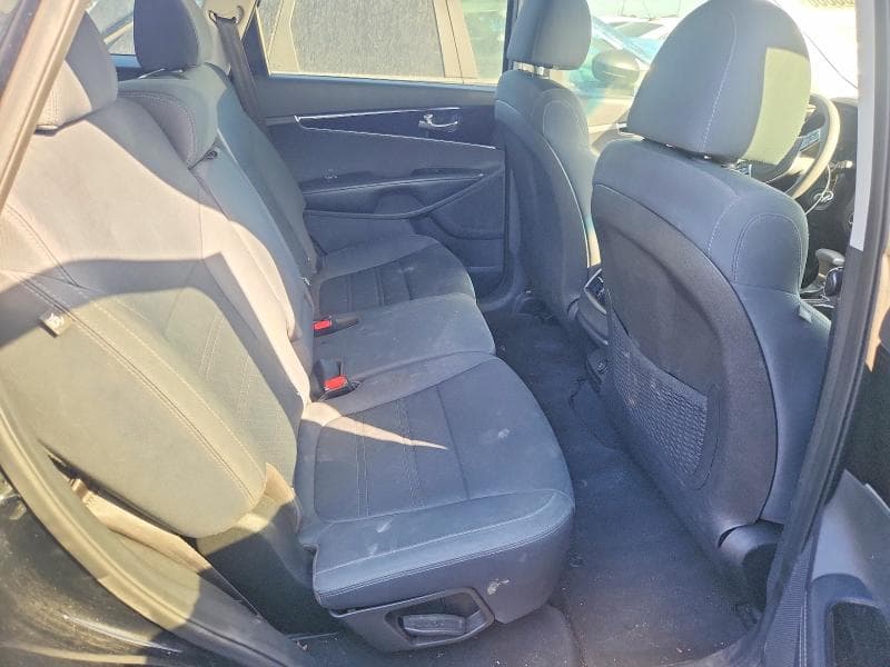 2019 KIA SORENTO 11