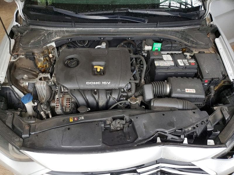 2017 HYUNDAI ELANTRA SE 11