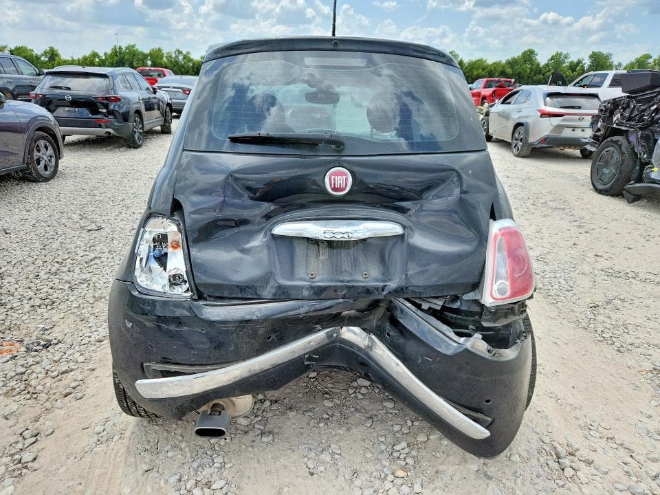 2017 FIAT 500 LOUNGE 6