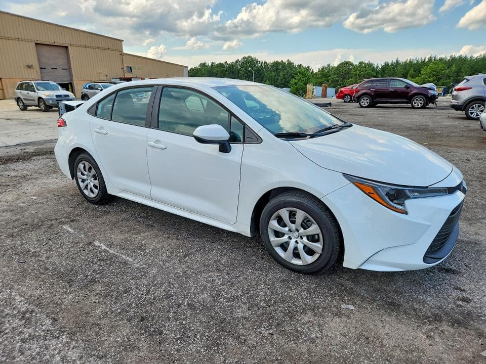 2024 TOYOTA COROLLA LE 4