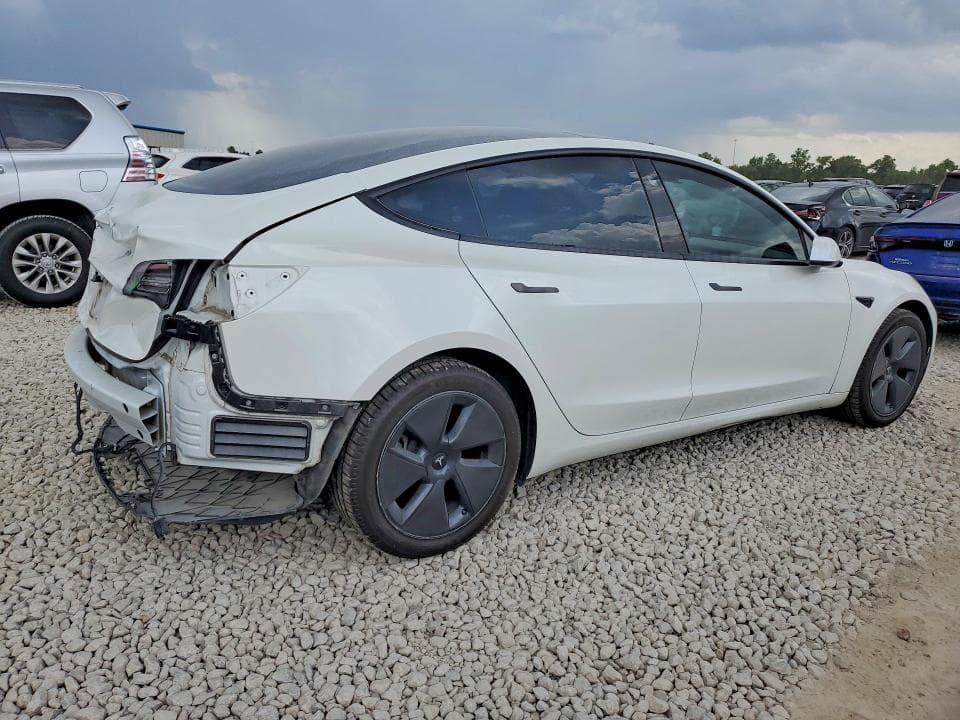 2023 TESLA MODEL 3 3
