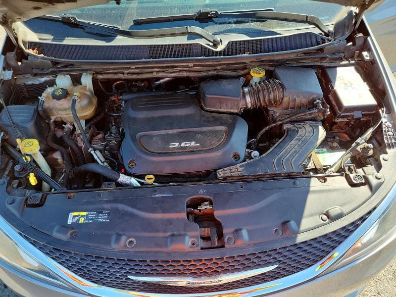 2017 CHRYSLER PACIFICA TOURING L 12