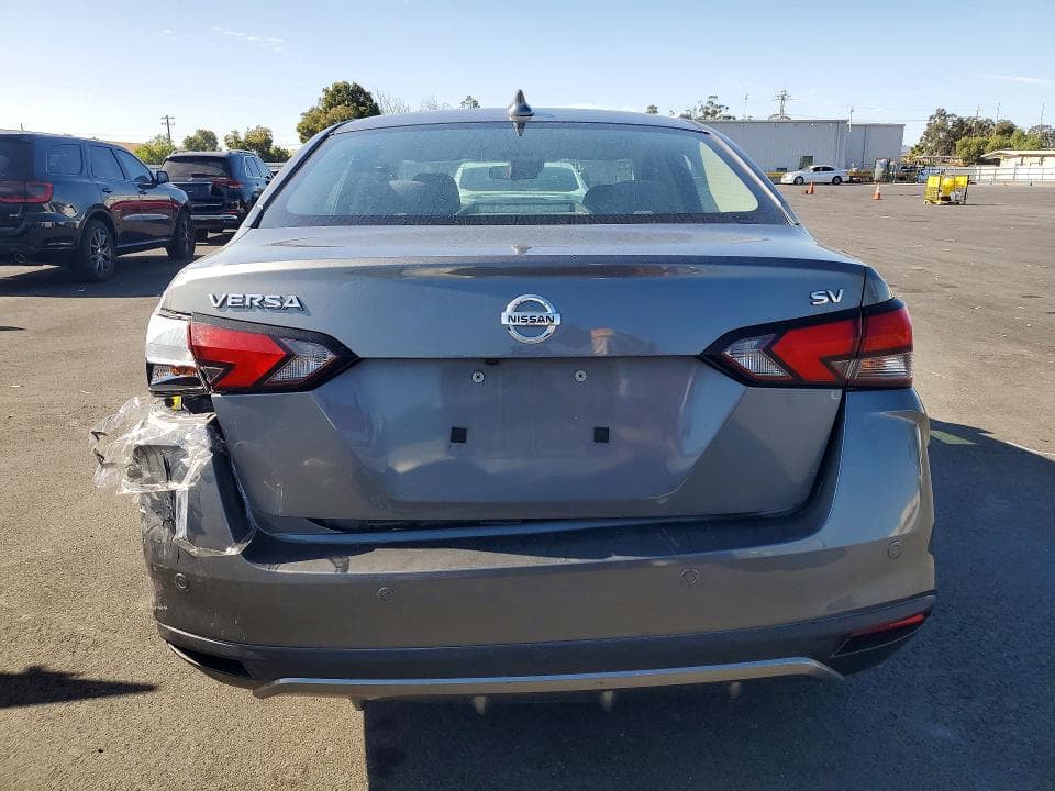 2021 NISSAN VERSA SV 6