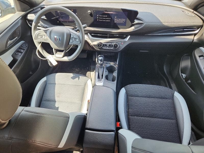 2025 BUICK ENVISTA PREFERRED 8