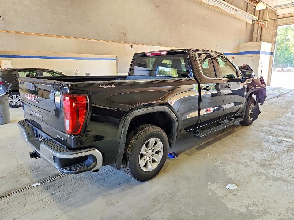 2021 GMC SIERRA K1500 SLE 3