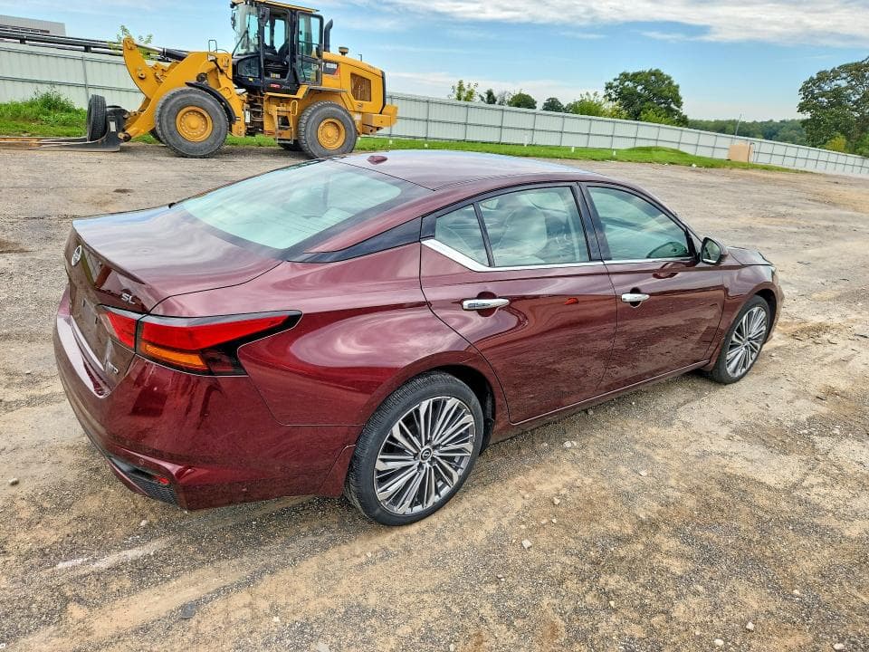 2024 NISSAN ALTIMA SL 3