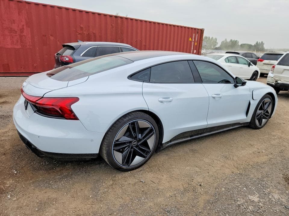 2023 AUDI E-TRON GT PREMIUM PLUS 3