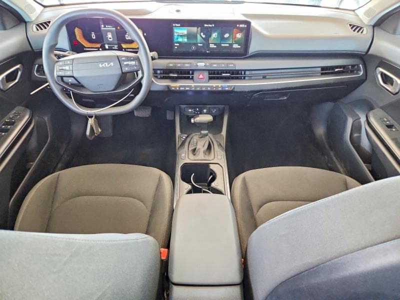2026 KIA K4 LXS 8