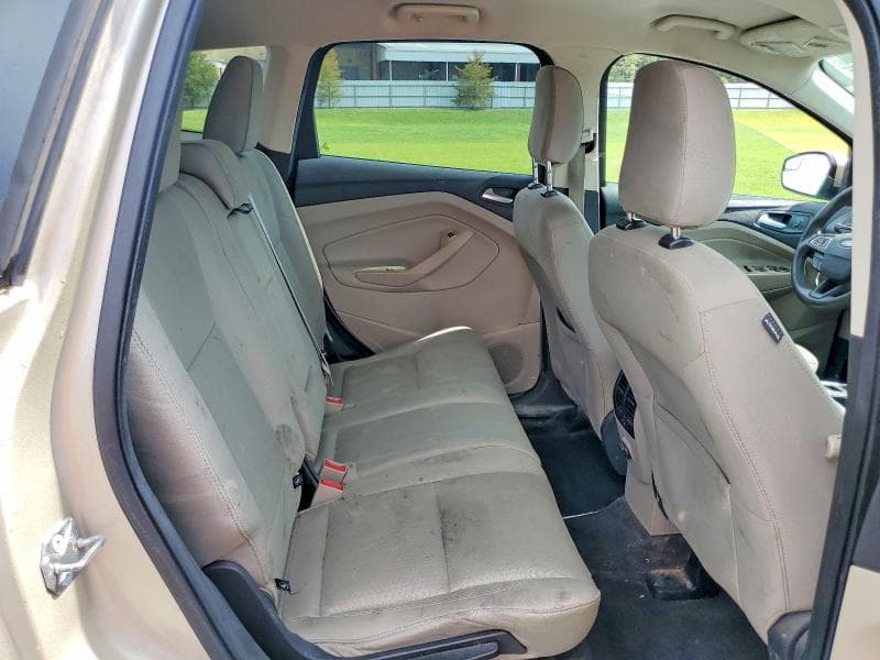2018 FORD ESCAPE SE 11