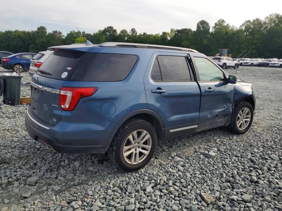 2018 FORD EXPLORER XLT 3