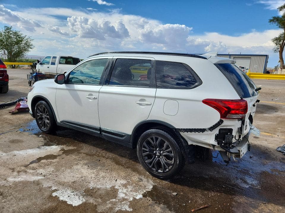 2018 MITSUBISHI OUTLANDER SE 2