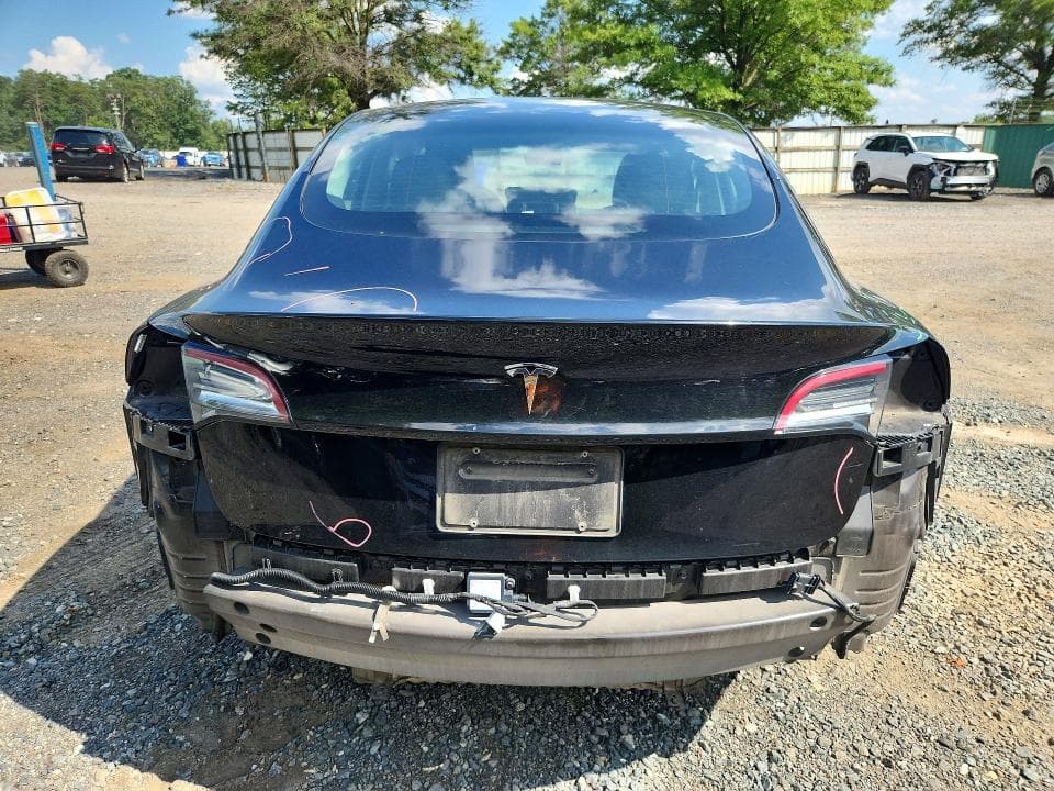 2023 TESLA MODEL 3 6