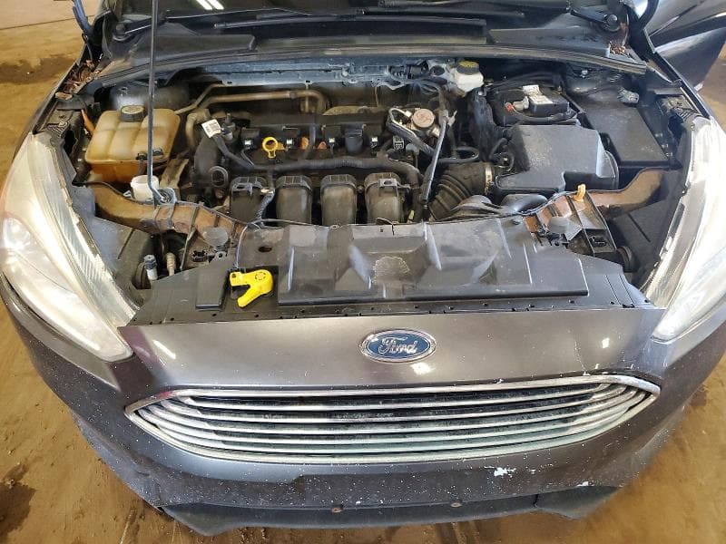 2017 FORD FOCUS SE 11