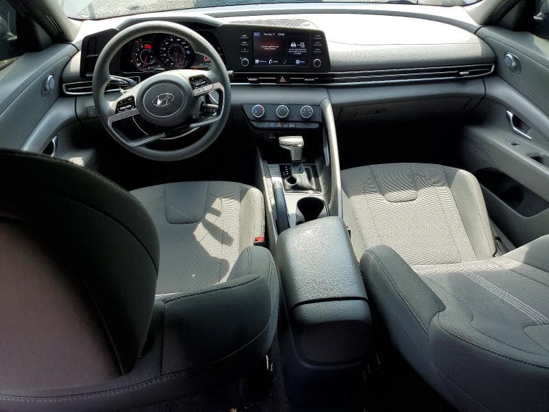 2022 HYUNDAI ELANTRA SE 8