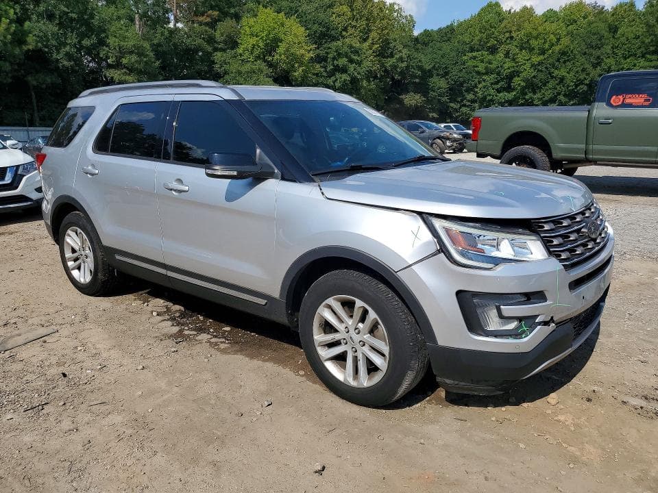 2017 FORD EXPLORER XLT 4