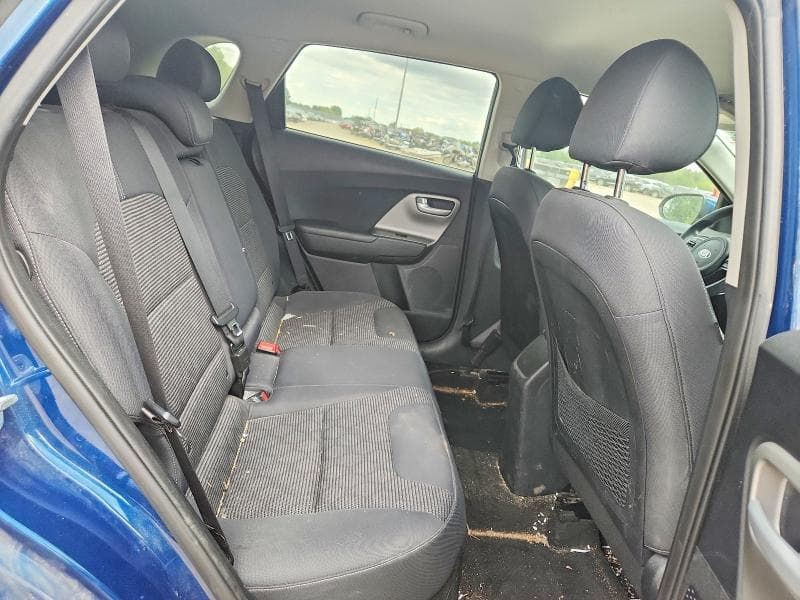 2019 KIA NIRO LX 11