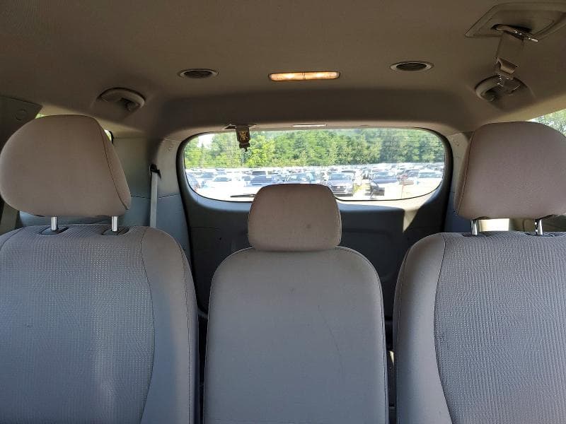 2020 KIA SEDONA LX 10