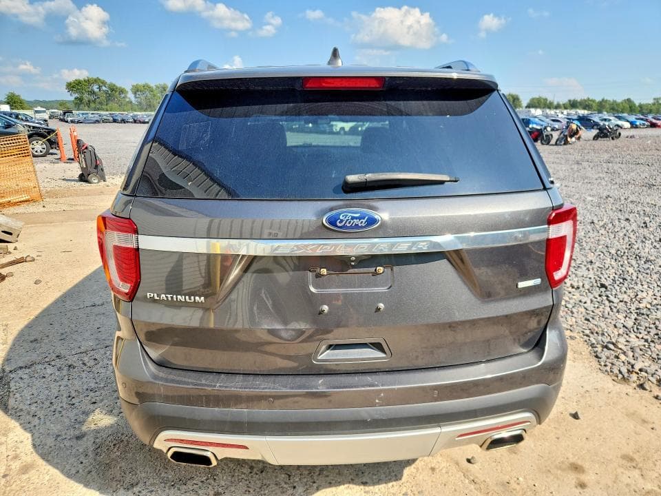 2017 FORD EXPLORER PLATINUM 6