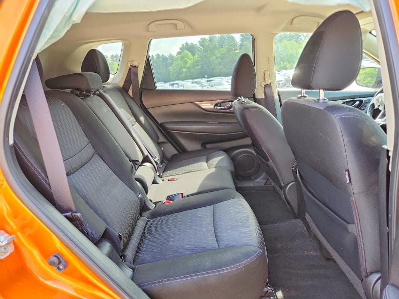 2019 NISSAN ROGUE SV 11