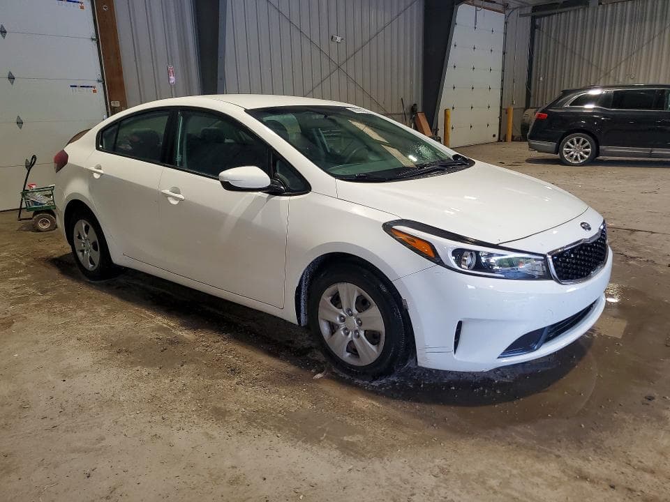 2017 KIA FORTE LX 4