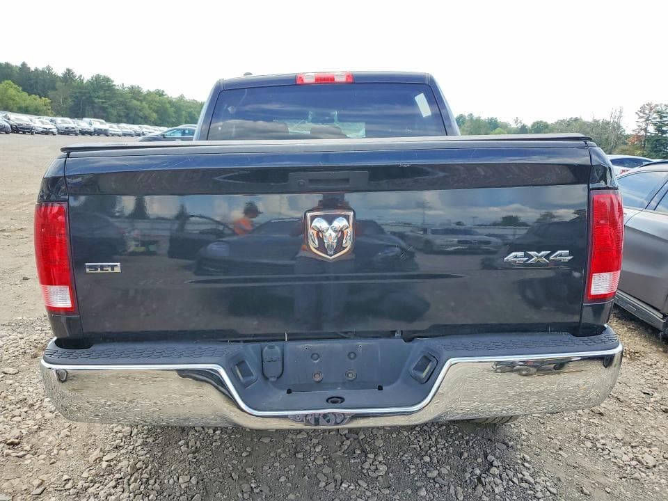 2021 RAM 1500 CLASSIC SLT 6