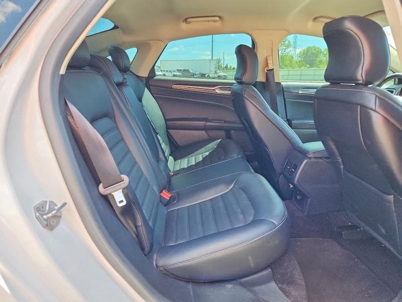 2017 FORD FUSION SE 10