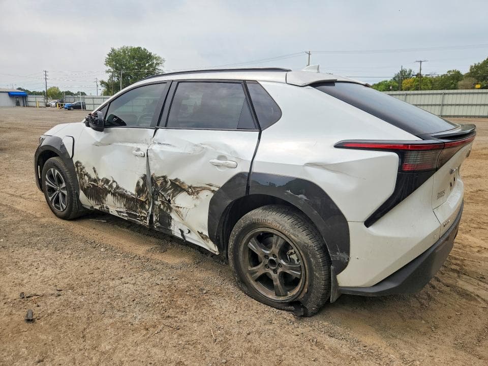 2024 TOYOTA BZ4X XLE 2
