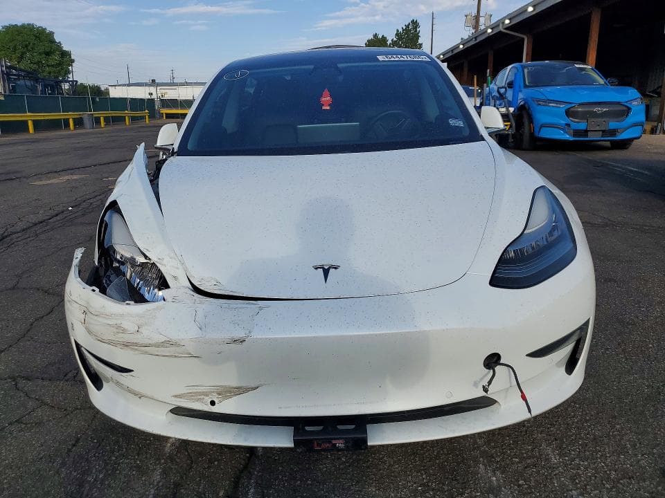 2018 TESLA MODEL 3 5