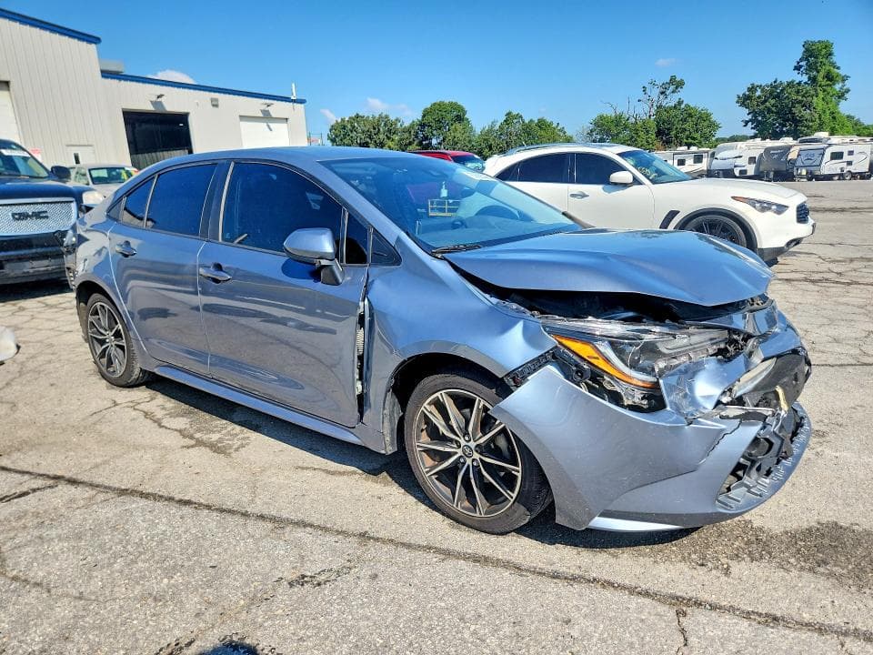 2020 TOYOTA COROLLA LE 4